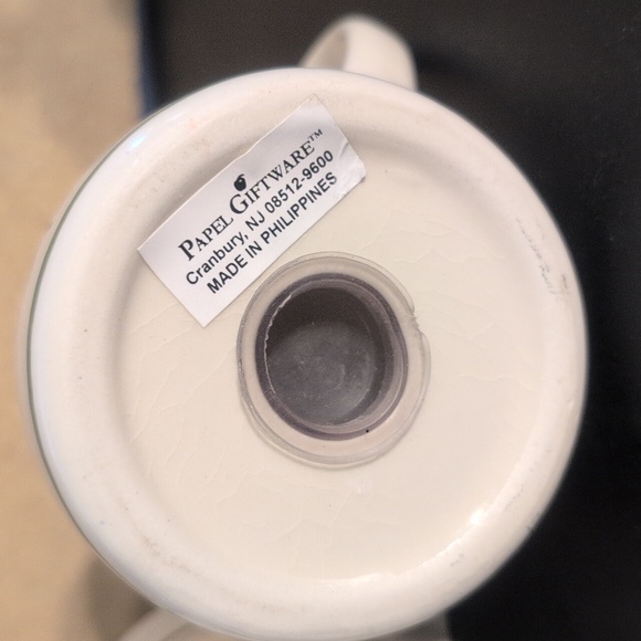 Christmas Tree Salt & Pepper Shakers - Picture 8 of 8